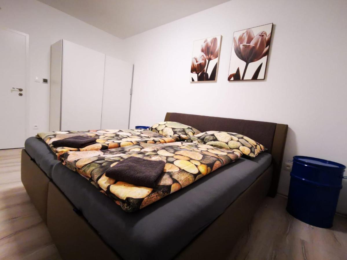 Relax&Sun Apartment Dunajska Streda Bagian luar foto